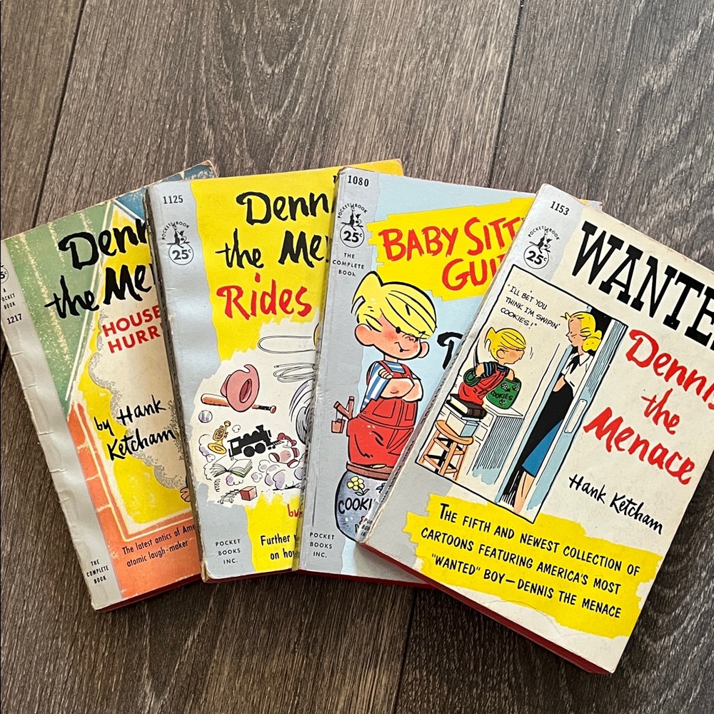 Vintage Lot of 4 Dennis the Menace Cartoon Pocket Digest